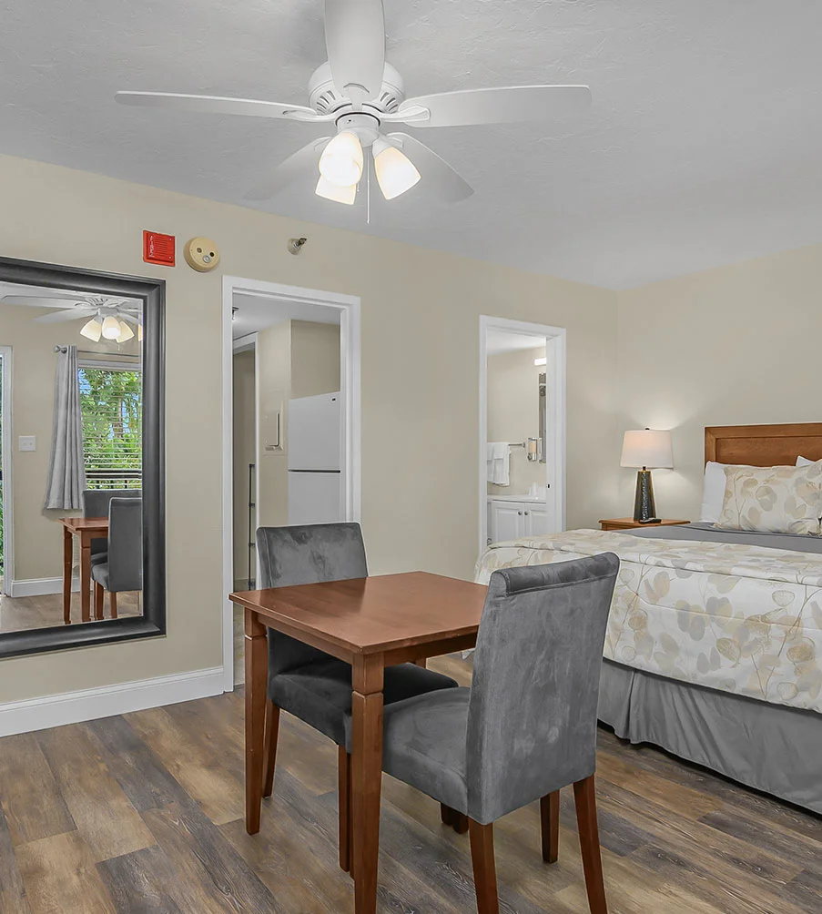 King Kitchenette with Garden Views 1